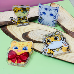 Custom Eyes Moving 8mm Thickness Acrylic Standees